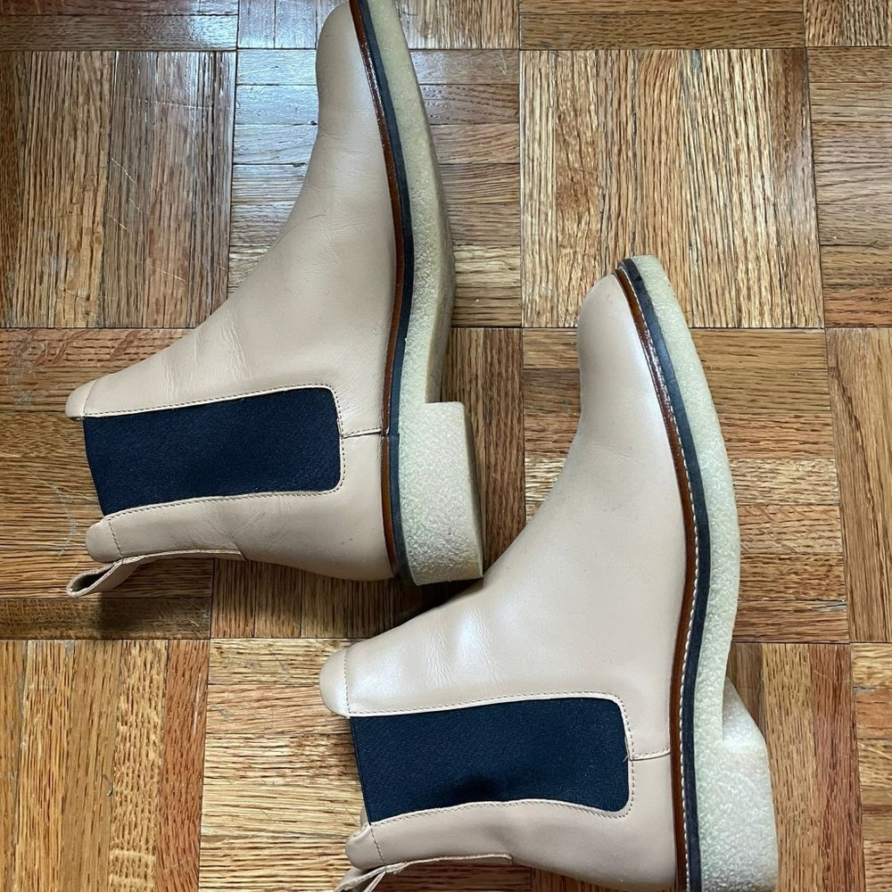 Everlane The Italian Leather Chelsea Boots Biscuit Beige- size 8